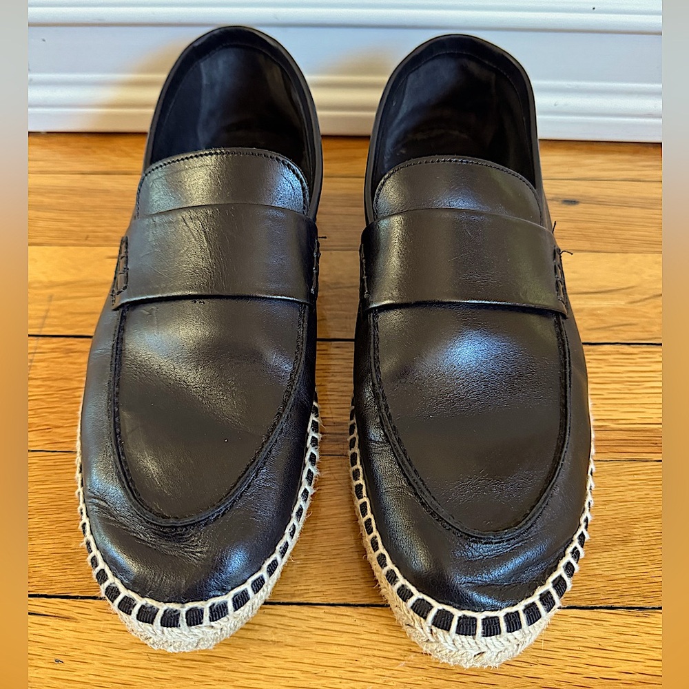 Vince Leather Loafer - Black US 9